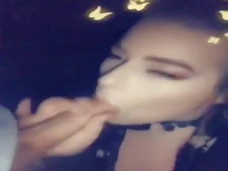 Amelia skye sucks fan in jemagat öňünde and then fucks swain