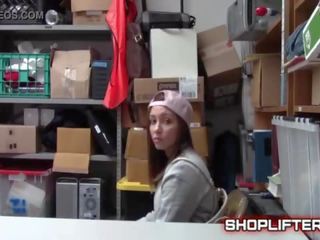 غير مطيع shoplifting عاهرة متجر x يتم التصويت عليها فيلم